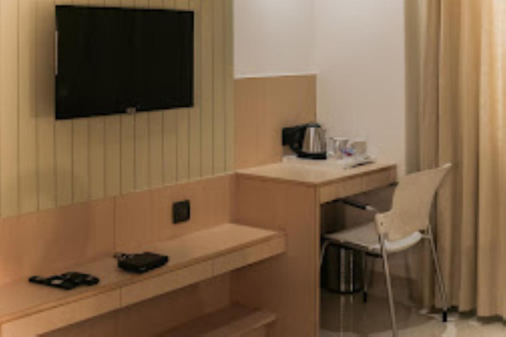 Hotel Max Prime, Madurai Esterno foto